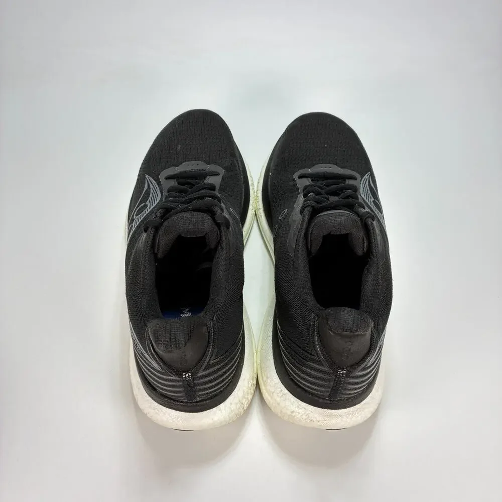 Saucony Triumph 20 Black White Athletic Running Shoes S21023-200 Men's Size 12